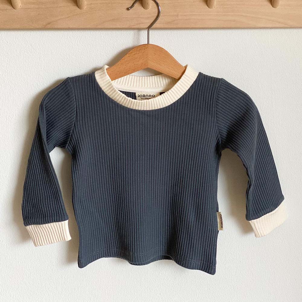 blue baby sweater retro collection